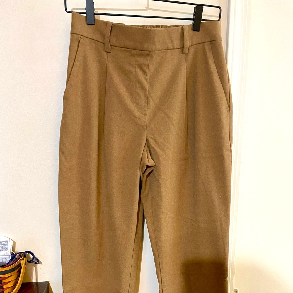 LOFT camel colored flannel pull on pleated pants, size Small.